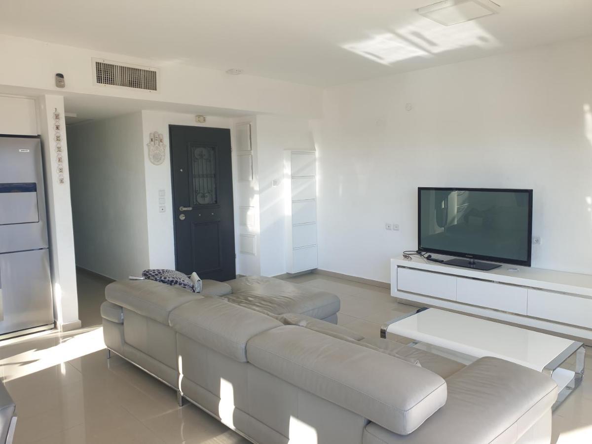 Top-Luxury Exclusive Аpt With Jacuzzi In Front Of The Sea Eilat Exteriör bild
