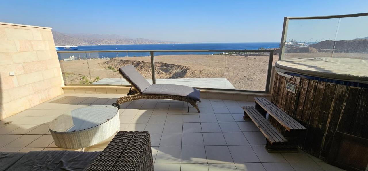 Top-Luxury Exclusive Аpt With Jacuzzi In Front Of The Sea Eilat Exteriör bild