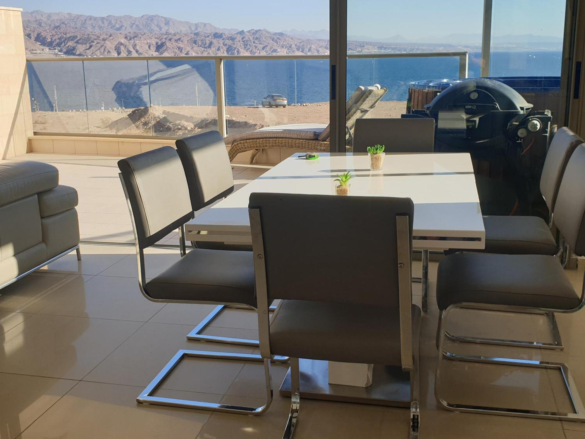 Top-Luxury Exclusive Аpt With Jacuzzi In Front Of The Sea Eilat Exteriör bild