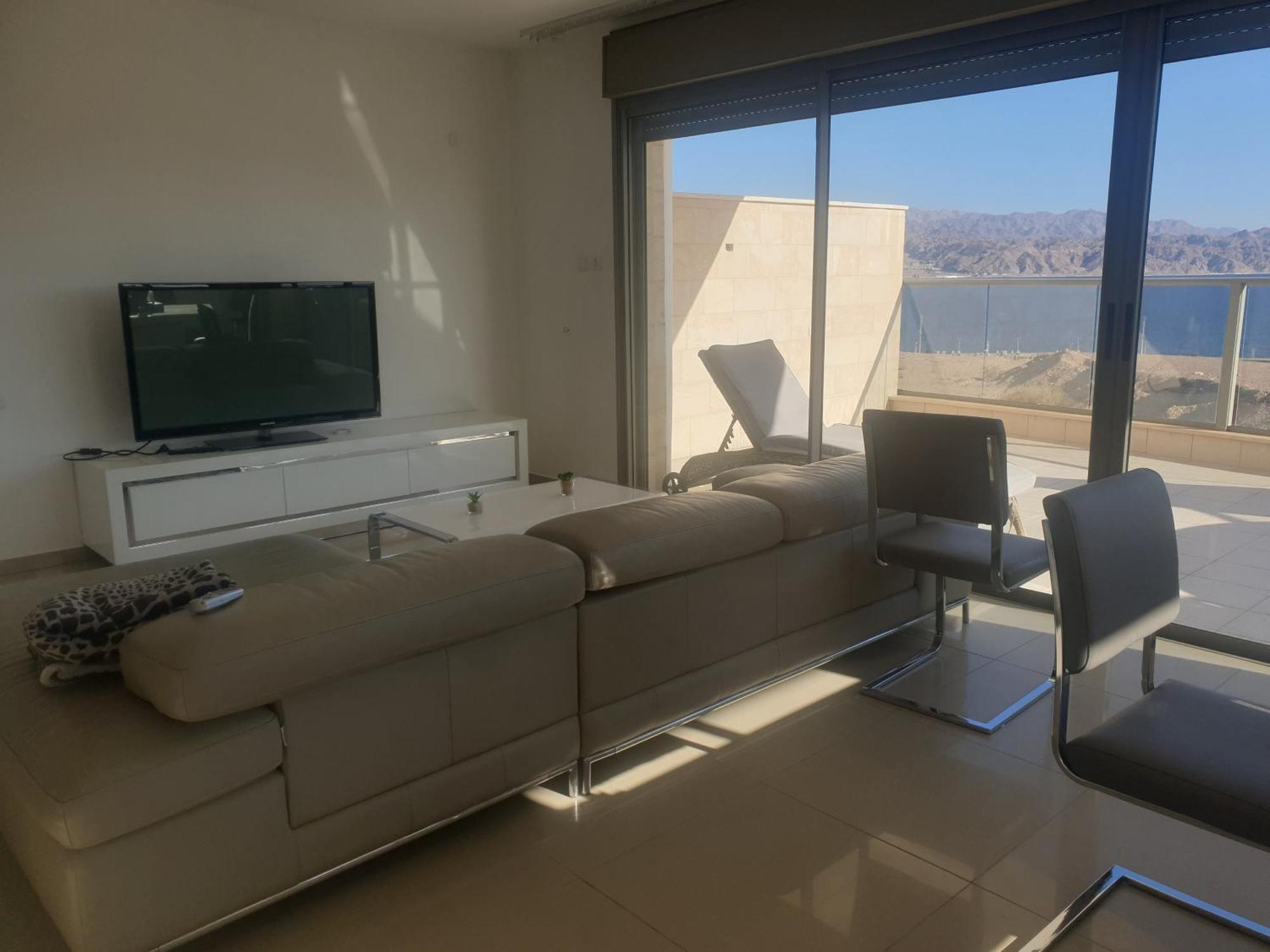 Top-Luxury Exclusive Аpt With Jacuzzi In Front Of The Sea Eilat Exteriör bild