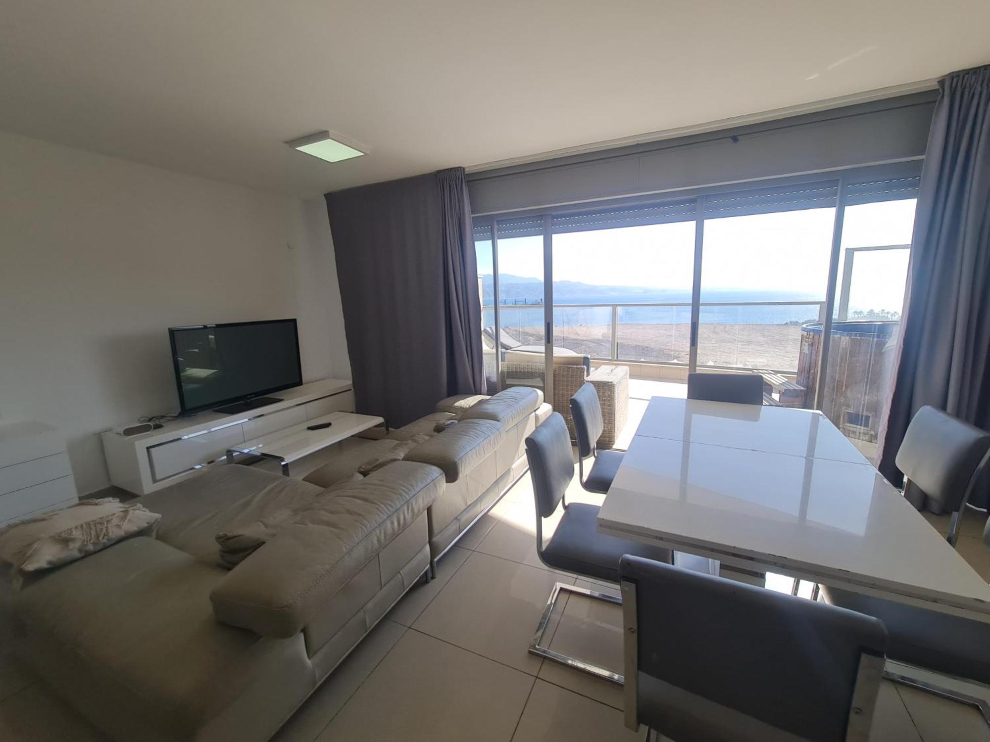 Top-Luxury Exclusive Аpt With Jacuzzi In Front Of The Sea Eilat Exteriör bild