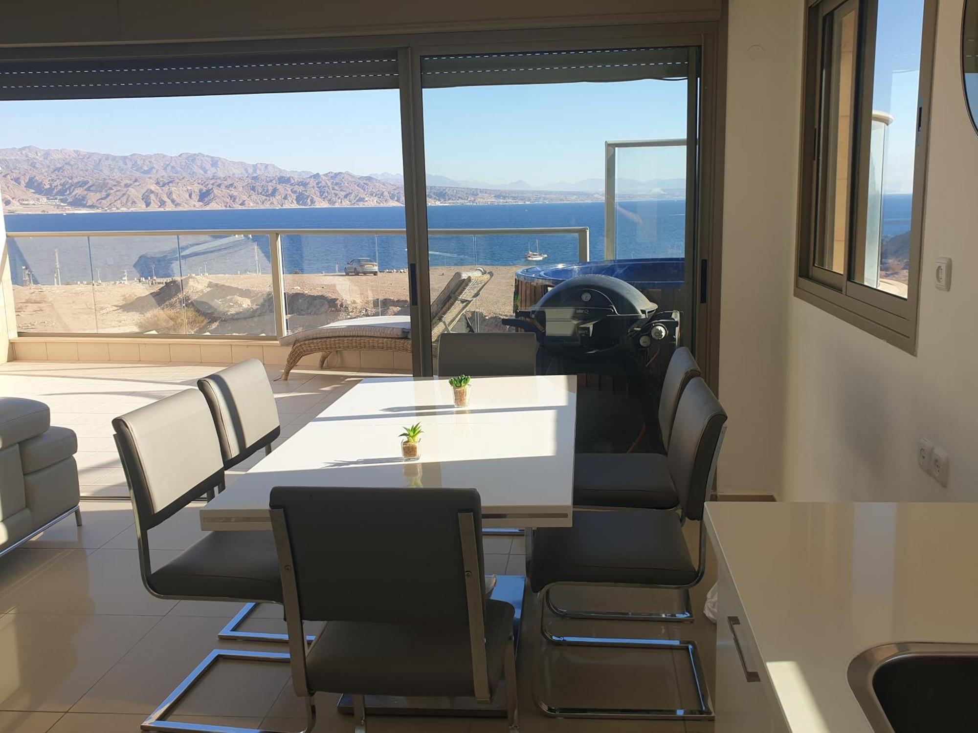Top-Luxury Exclusive Аpt With Jacuzzi In Front Of The Sea Eilat Exteriör bild